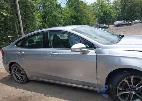 2020 Ford Fusion Sel z USA, uszkodzony, nr VIN 3FA6P0CD5LR193325